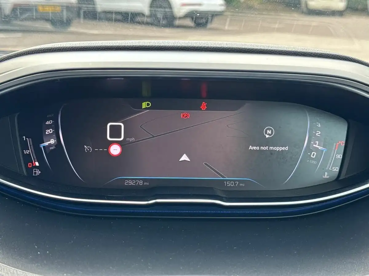 2021-peugeot-3008-suv-12-puretech-allure-premium-big-13