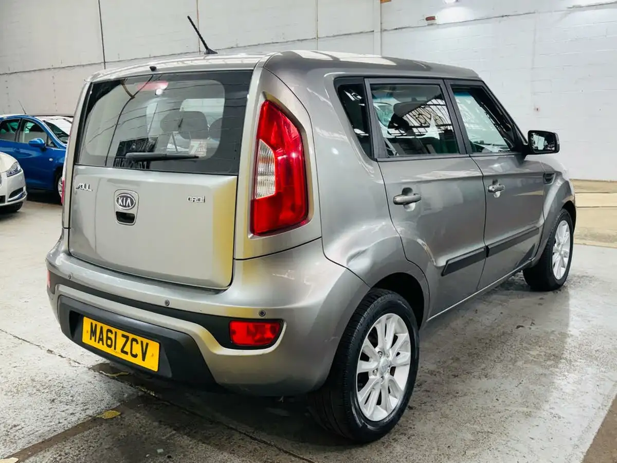 2012-kia-soul-16td-2-auto-big-3