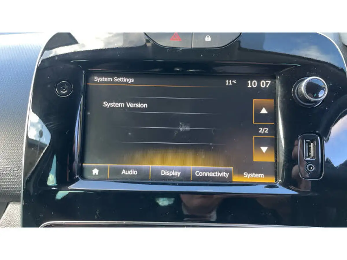 2019-renault-clio-09-tce-iconic-90ps-big-46