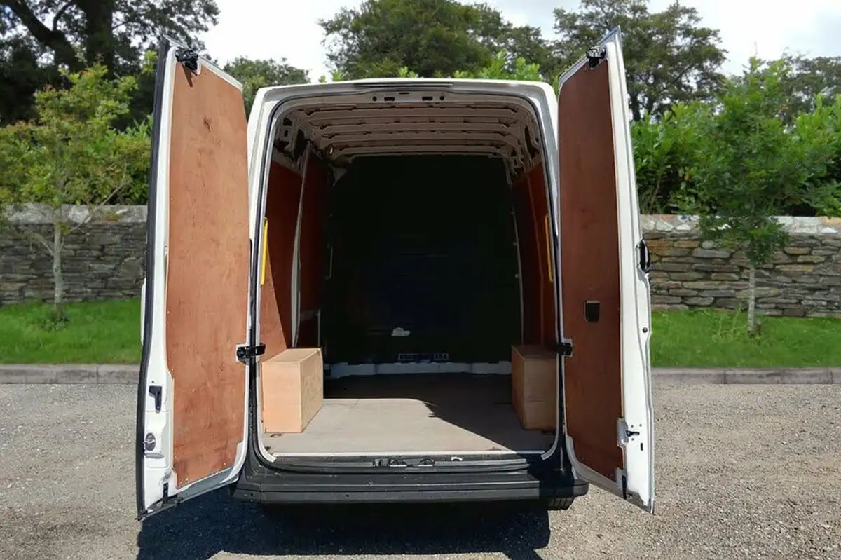 2021-volkswagen-crafter-20tdi-cr35-mwb-trendline-140pseu6dt-e-big-6