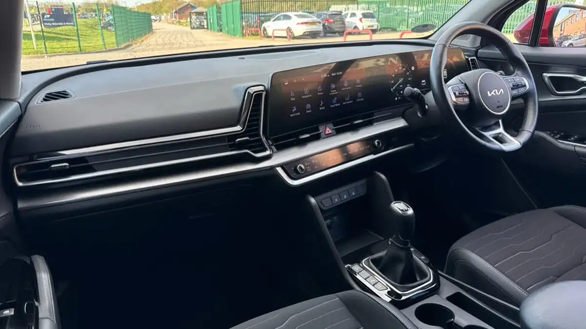 2024-kia-sportage-16-t-gdi-3-157bhp-48v-big-2