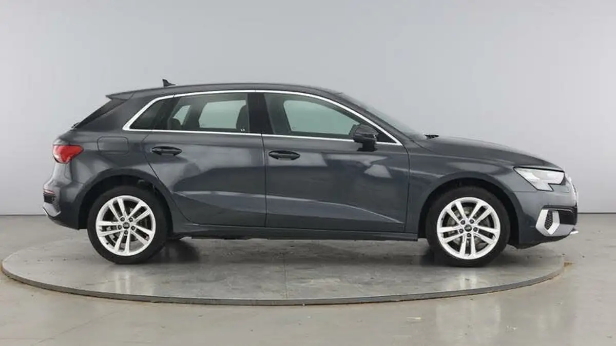 2021-audi-a3-14-40-tfsi-e-sport-big-3