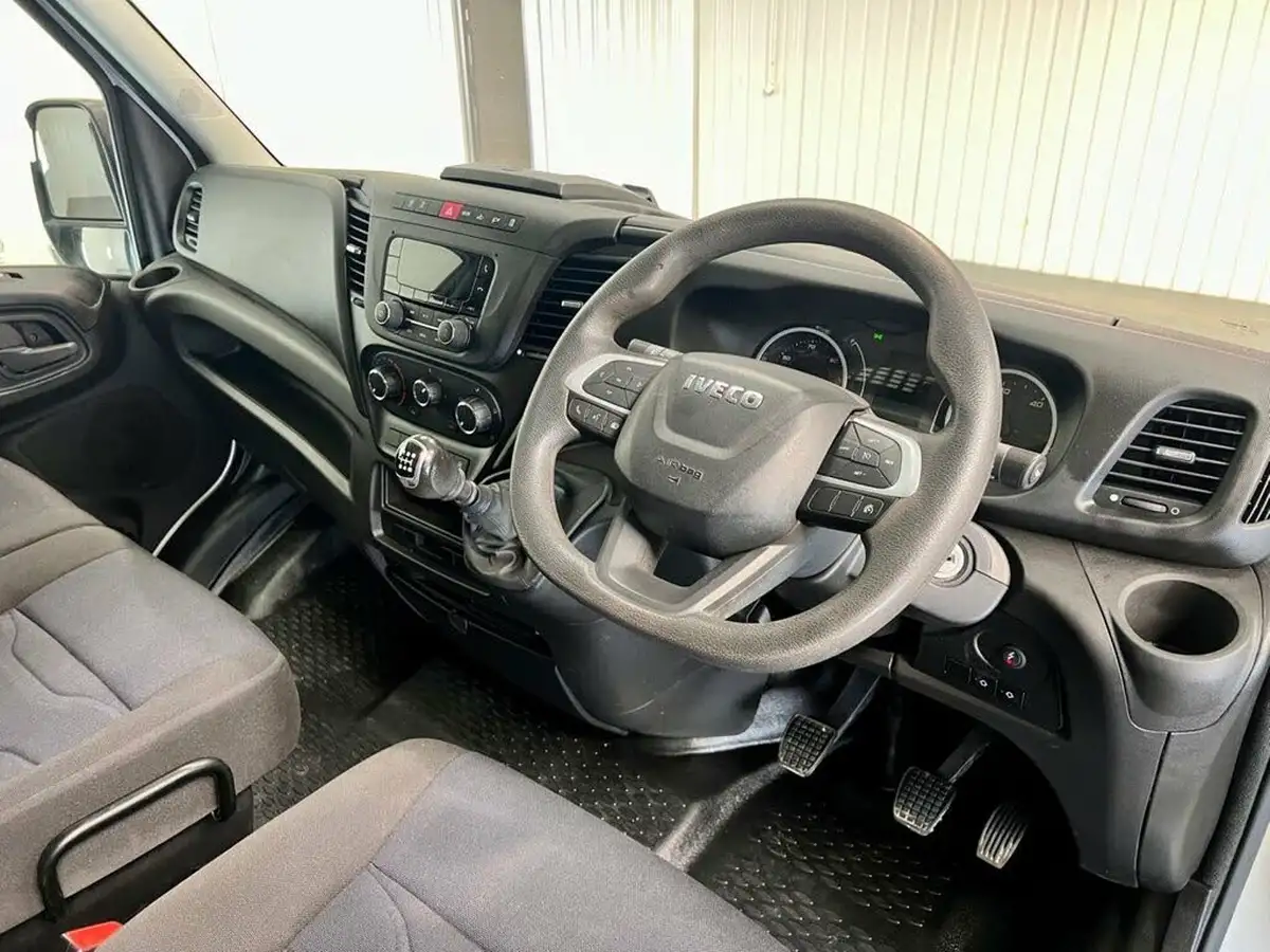 2021-iveco-daily-35c-class-23td-35c14-business-3000mm-136pseu6dt-3000-big-9
