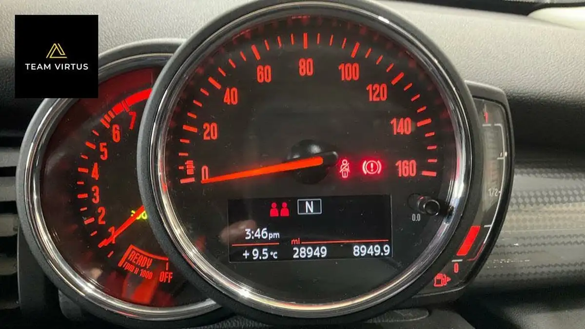 2021-mini-cooper-15-cooper-classic-series-ii-hatchback-3d-big-17