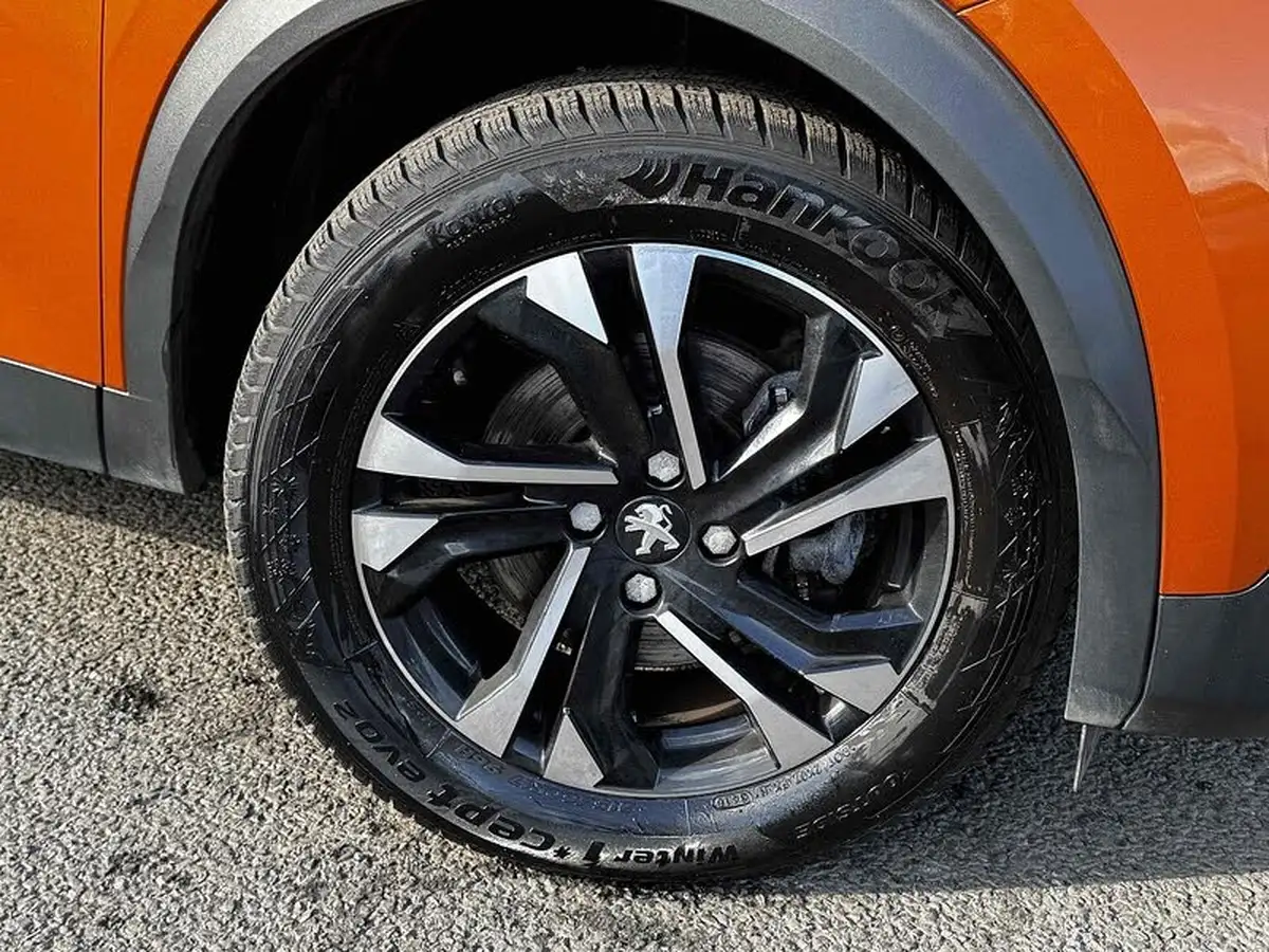 2021-peugeot-208-e-allure-premium-50kwh-big-5