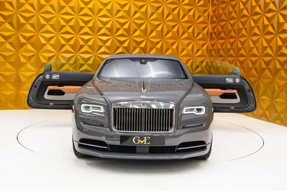 2019-rolls-royce-wraith-66-591bhp-big-25