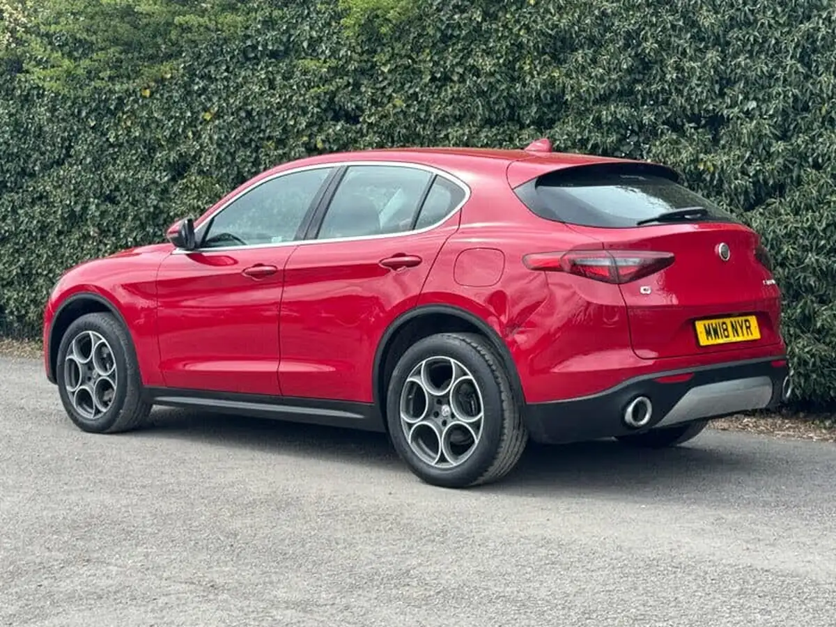 2018-alfa-romeo-stelvio-22td-speciale-207bhp-big-5