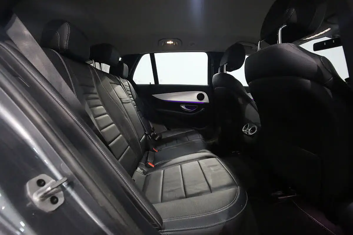 2020-mercedes-benz-e-class-20d-e300de-se-estate-5d-big-26