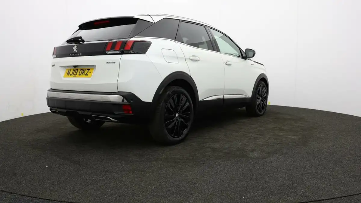 2019-peugeot-3008-suv-12-puretech-gt-line-big-77