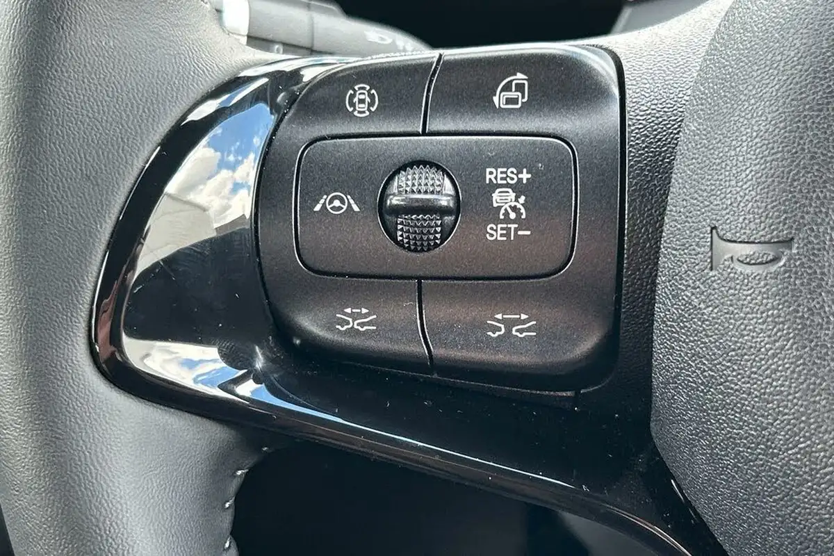 2024-byd-dolphin-e-comfort-big-35