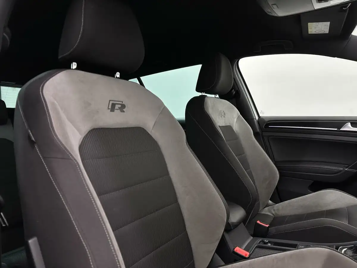 2016-volkswagen-golf-20-tsi-r-4x4-bmtss-estate-5d-dsg-big-29