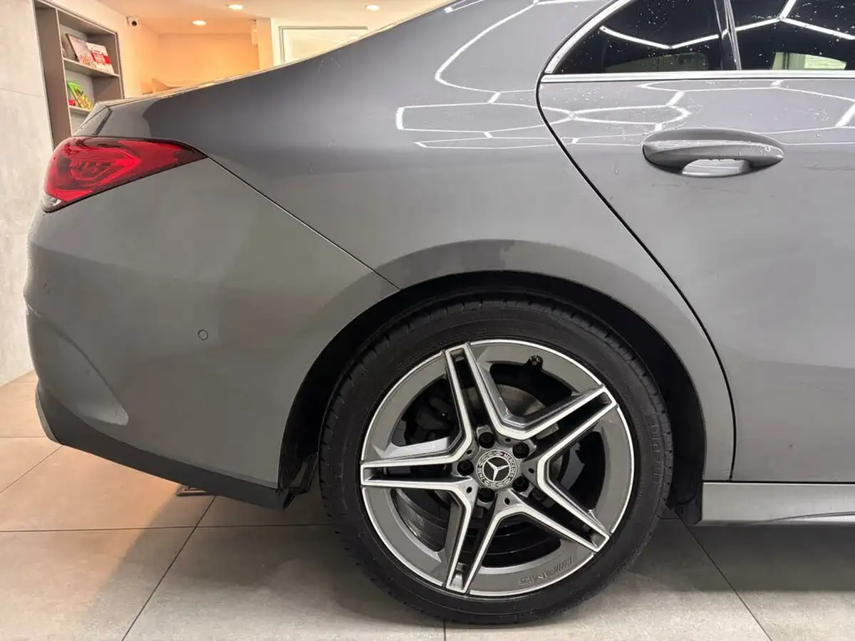 2020-mercedes-benz-cla-13-cla-180-amg-line-coupe-4d-big-32