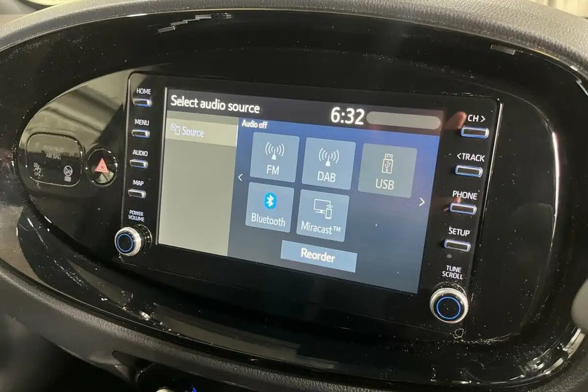 2023-toyota-aygo-x-10-vvt-i-edge-big-21