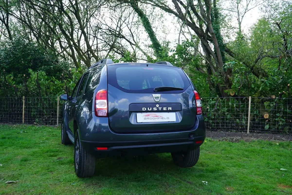 2017-dacia-duster-15dci-ambiance-110bhp-4x4-ss-station-wagon-5d-big-15