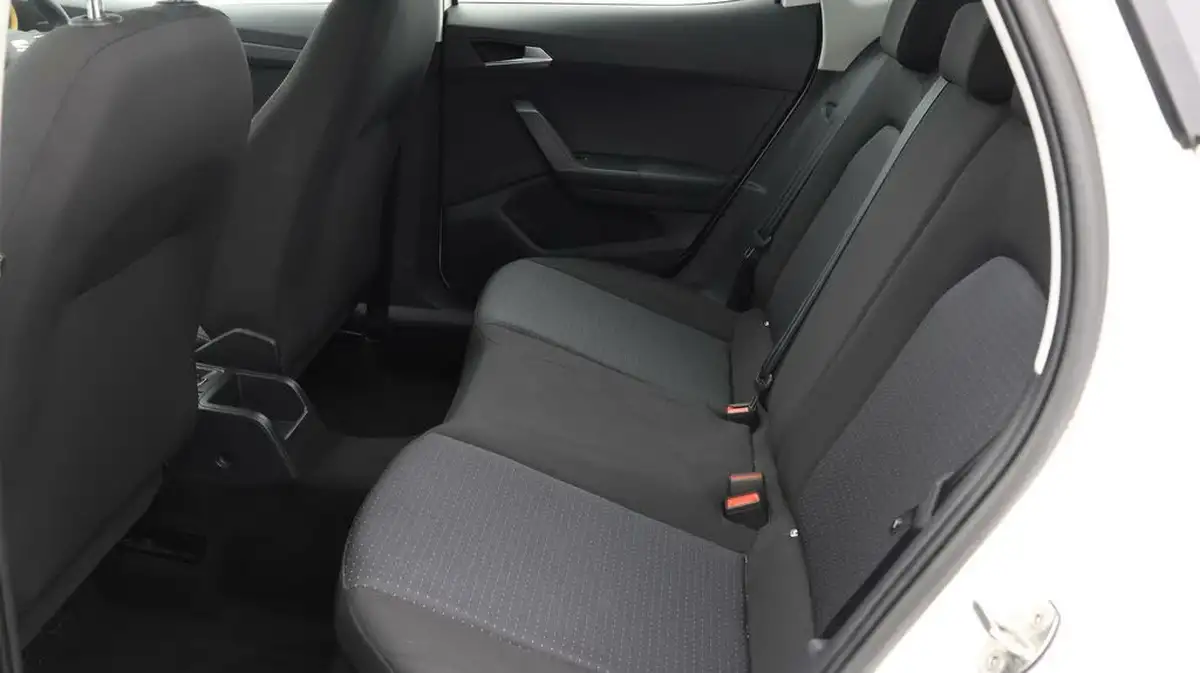 2022-seat-arona-10-tsi-evo-se-technology-big-15