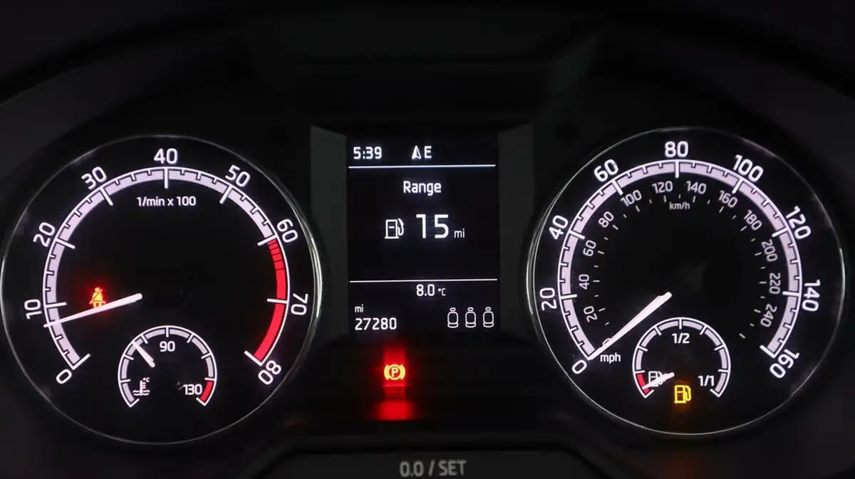 2019-skoda-octavia-15-tsi-se-drive-hatchback-big-9