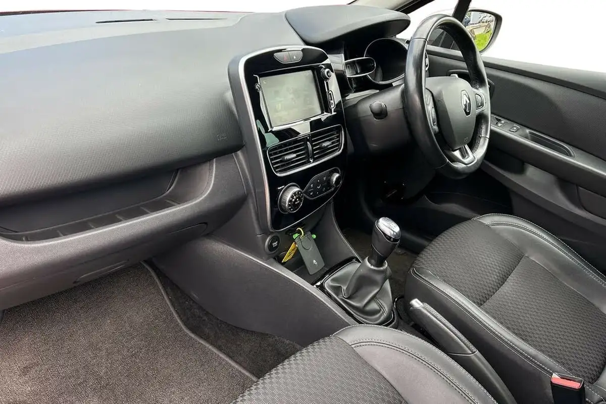 2019-renault-clio-15dci-gt-line-big-5