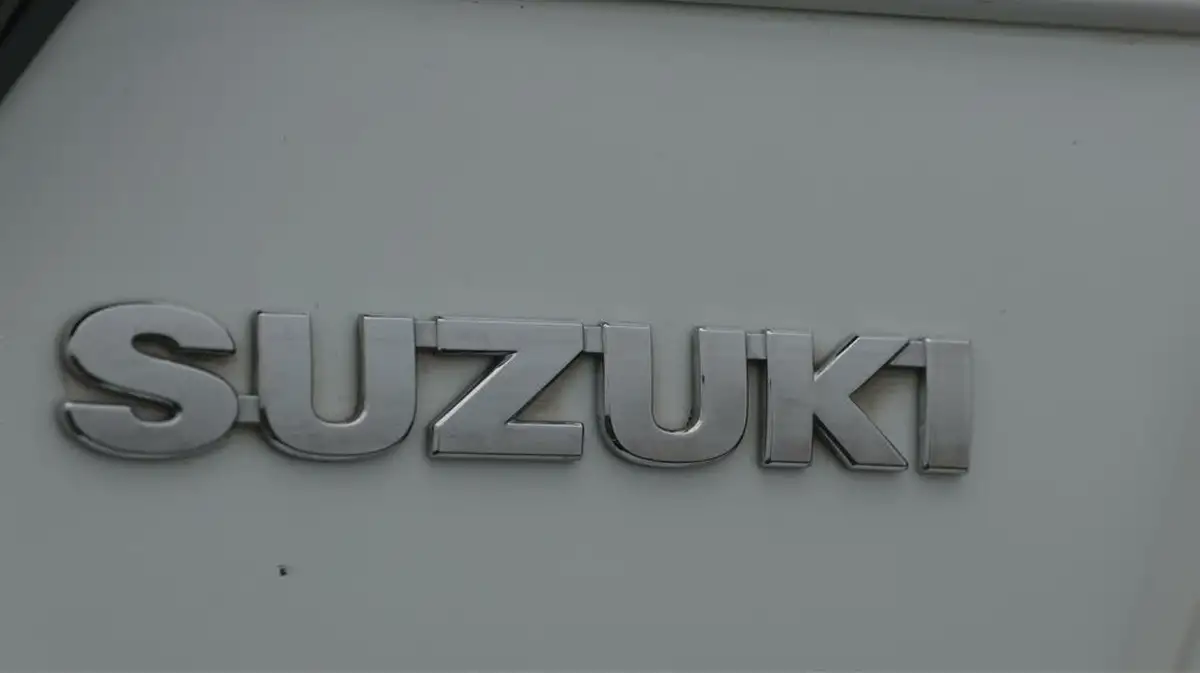 2023-suzuki-s-cross-14-boosterjet-motion-big-20
