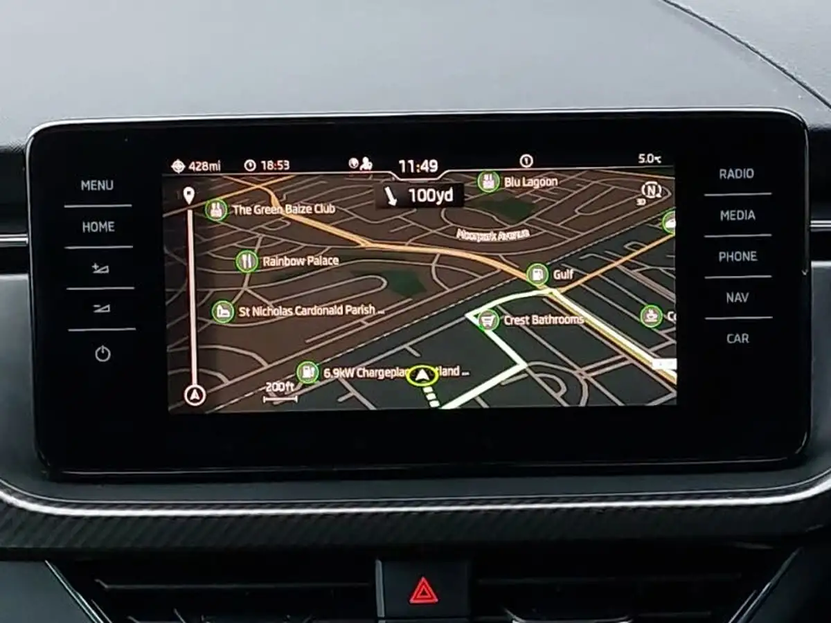 2023-skoda-kamiq-10-tsi-monte-carlo-110ps-big-9