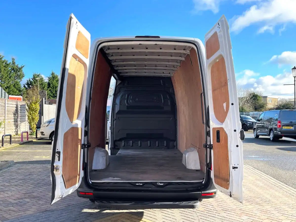 2020-mercedes-benz-sprinter-21cdi-316-l2h1-panel-van-rwd-eco-gear-360-big-29