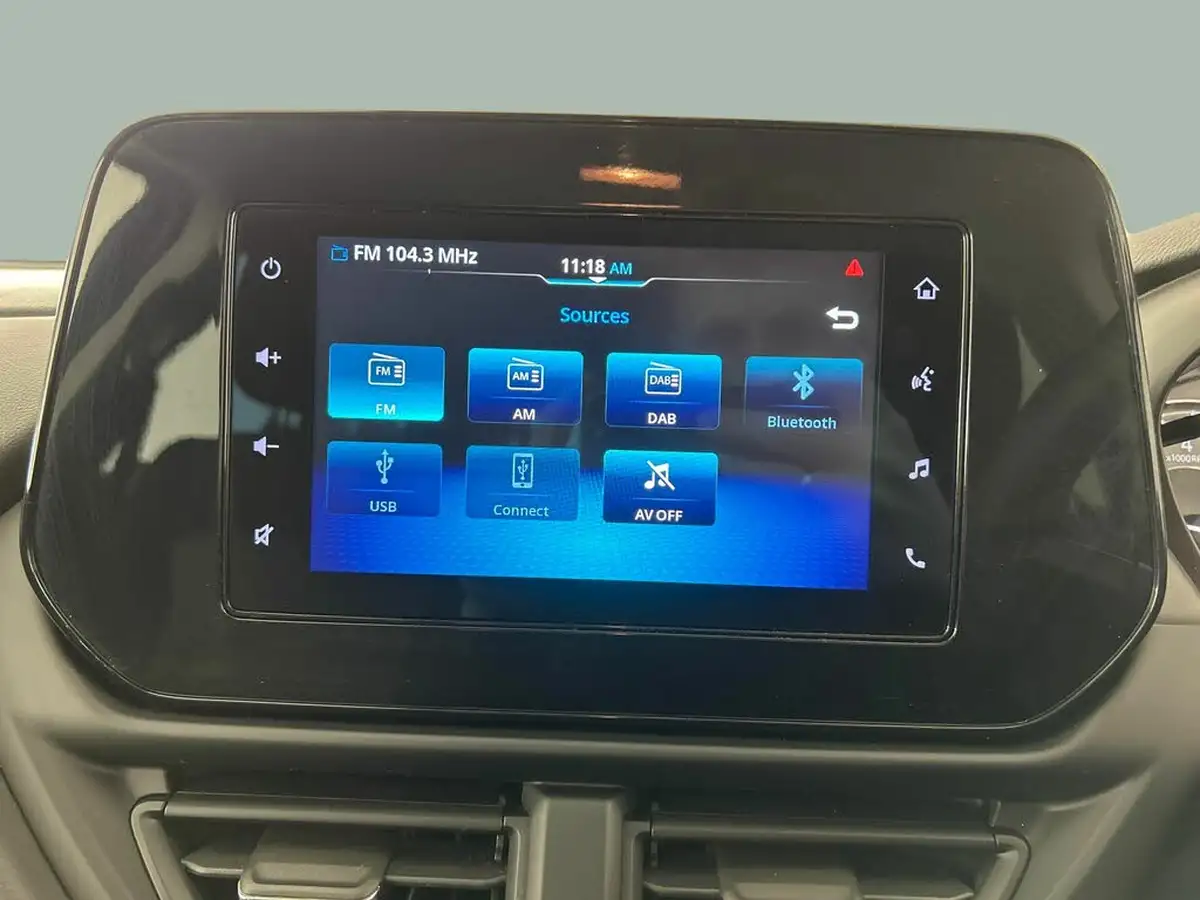 2023-suzuki-s-cross-14-boosterjet-motion-big-13