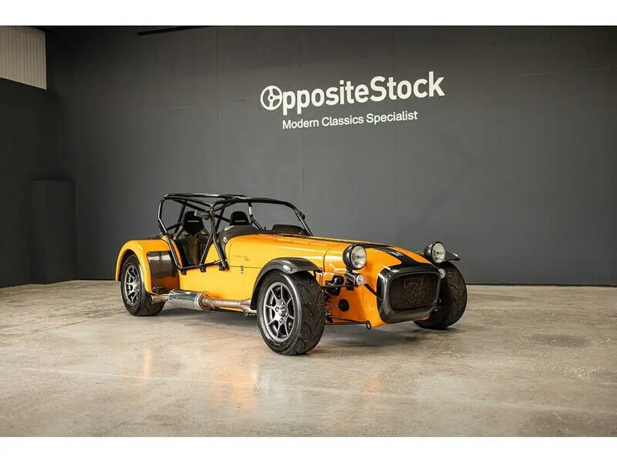 2013-caterham-seven-06-160-big-0