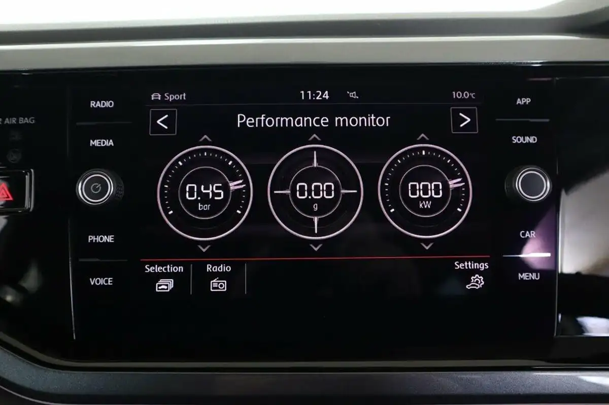 2020-volkswagen-polo-20-tsi-gti-big-32