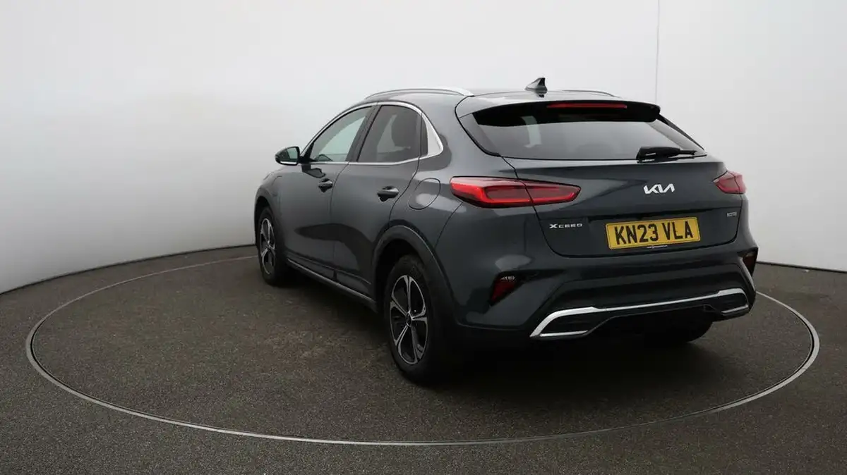 2023-kia-xceed-16-gdi-3-big-53