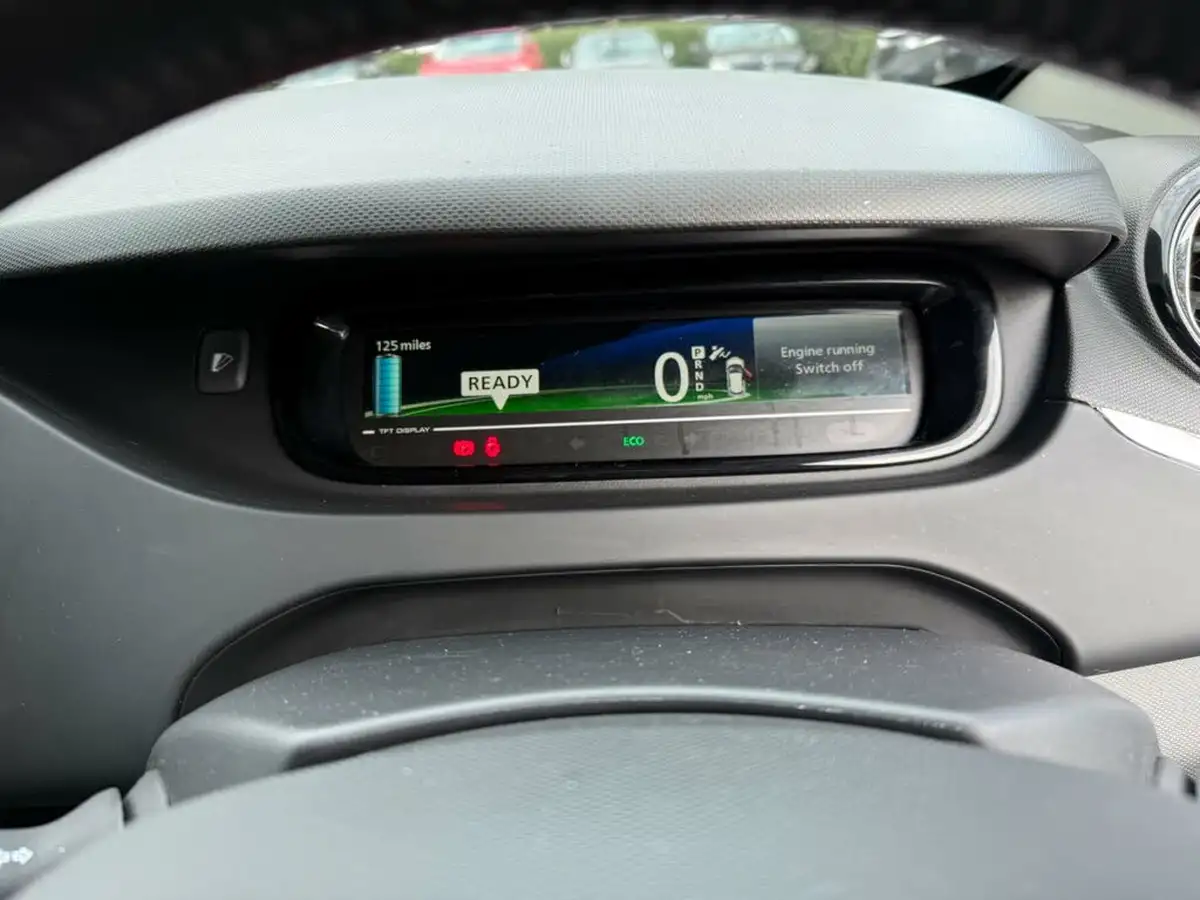 2019-renault-zoe-e-i-dynamique-nav-110ps-r110ze40-big-12