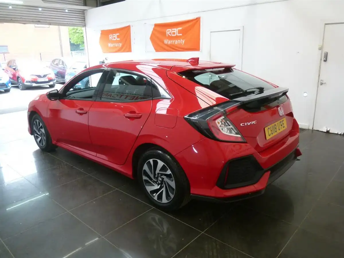 2018-honda-civic-10-vtec-turbo-se-129ps-hatchback-5d-big-5