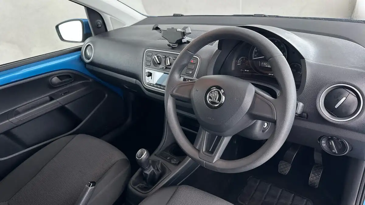 2018-skoda-citigo-10-colour-edition-5d-big-8