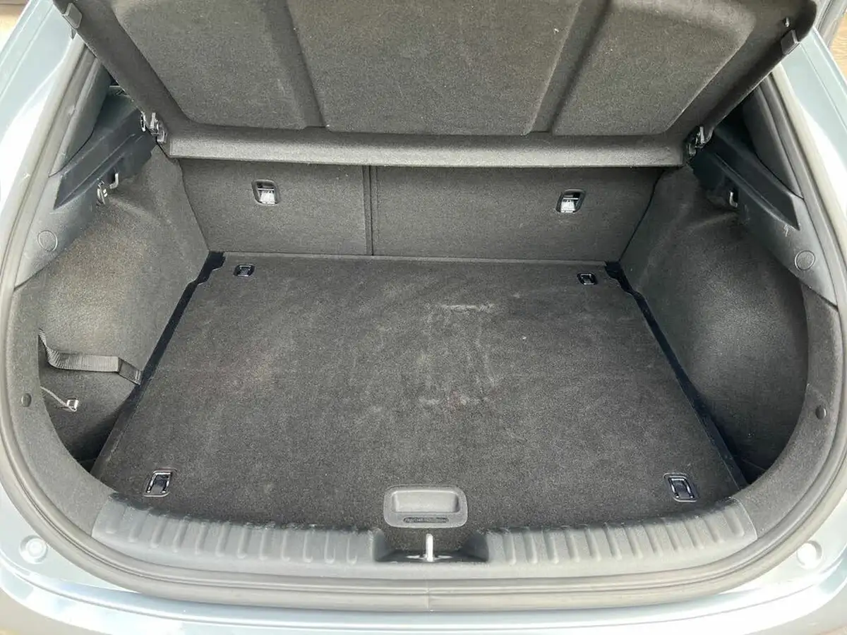 2019-kia-xceed-14-t-gdi-3-big-9