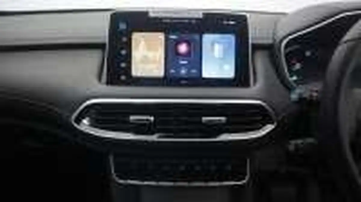 2024-mg-hs-15t-gdi-se-162ps-1490cc-dct-big-3
