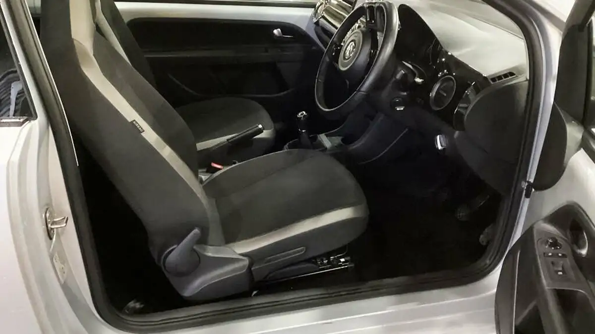 2014-volkswagen-up-10-high-up-3d-big-8