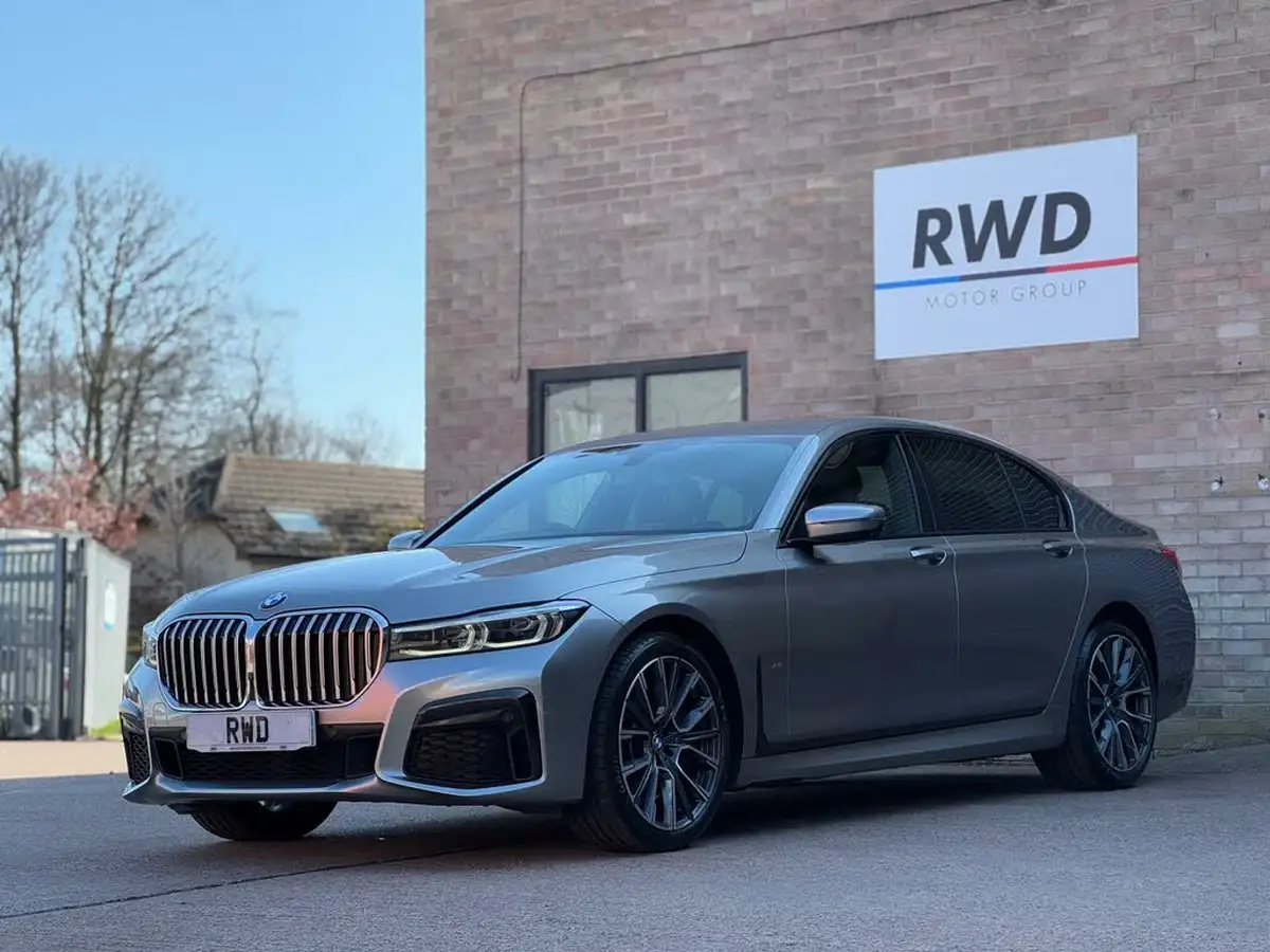 2019-bmw-7-series-30td-730d-m-sport-steptronic-big-23
