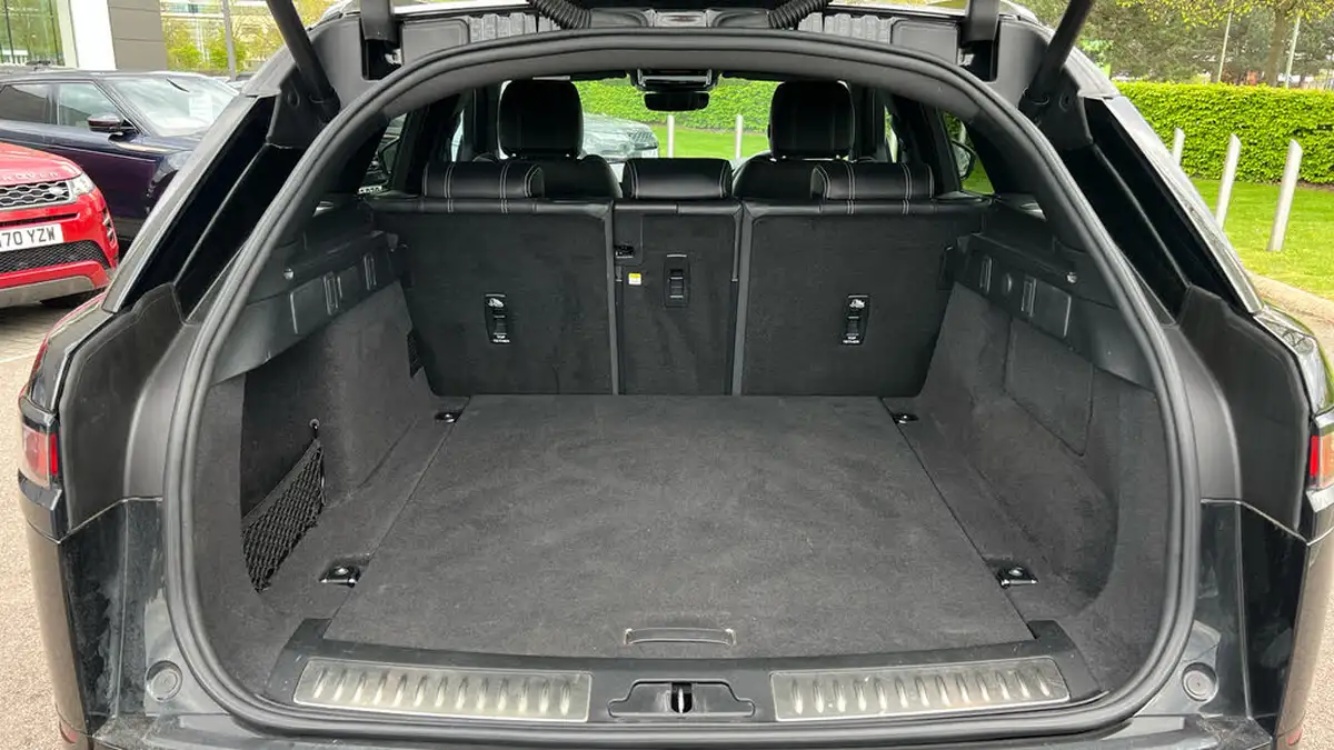 2022-land-rover-range-rover-velar-20-d200-velar-edition-big-9