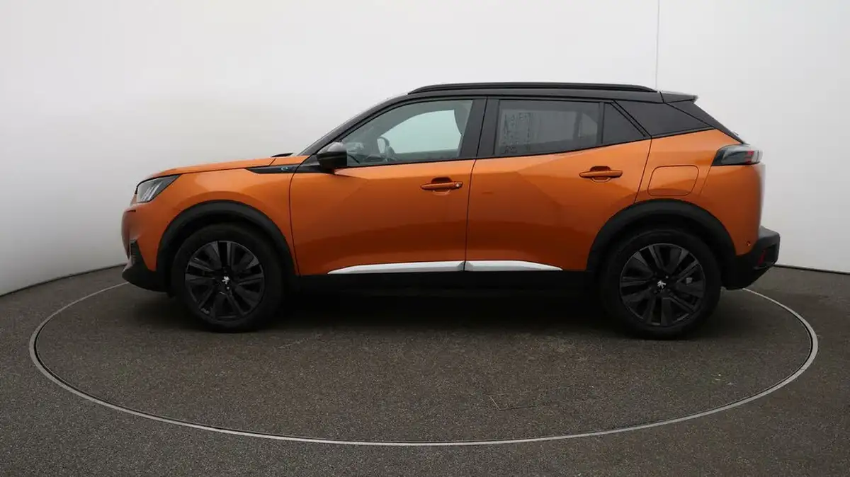 2022-peugeot-2008-suv-e-gt-premium-big-58