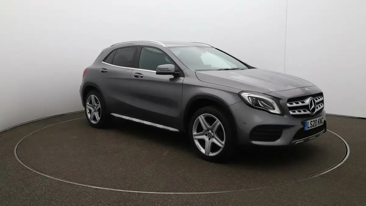 2020-mercedes-benz-gla-class-16-gla-180-amg-line-edition-7g-dct-big-1