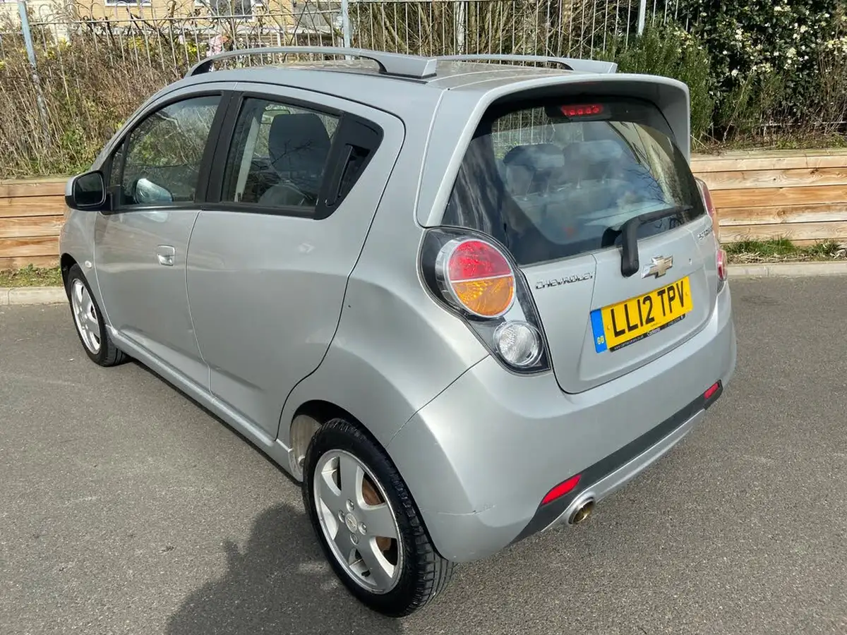 2012-chevrolet-spark-12-ls-big-5