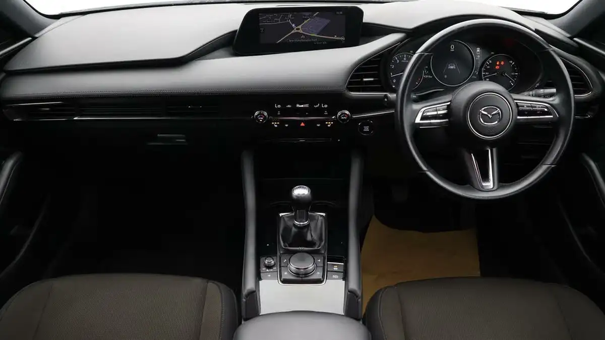 2019-mazda-mazda3-20-sport-lux-122ps-hatchback-5d-big-12
