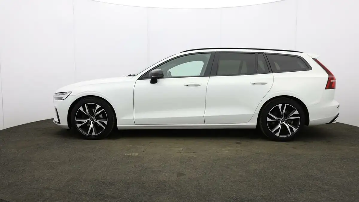 2022-volvo-v60-20-b3-r-design-161bhp-big-64