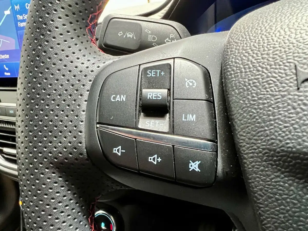 2021-ford-puma-suv-10-st-line-x-125ps-hybrid-mhev-big-21