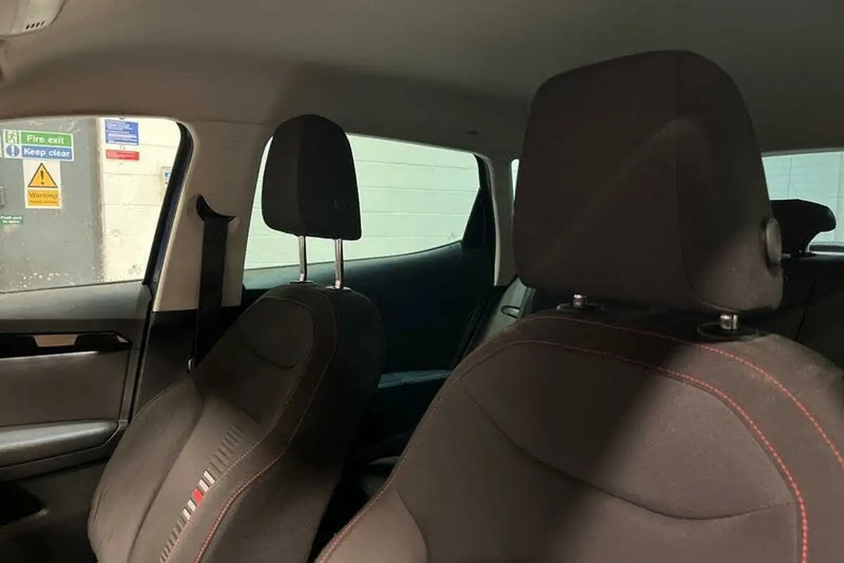 2018-seat-ibiza-16tdi-fr-big-18
