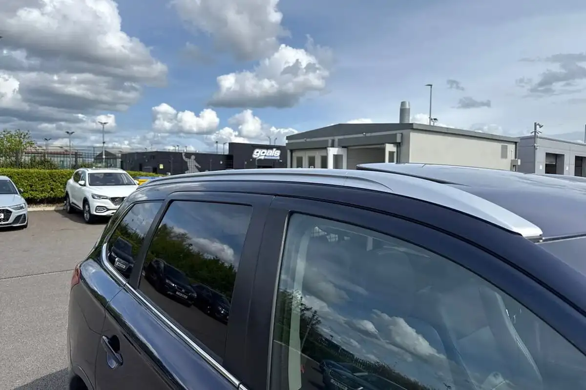 2017-mitsubishi-outlander-22di-d-4-auto-big-28