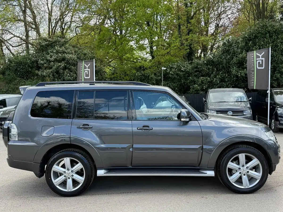 2015-mitsubishi-shogun-32td-sg4-187bhp-big-3