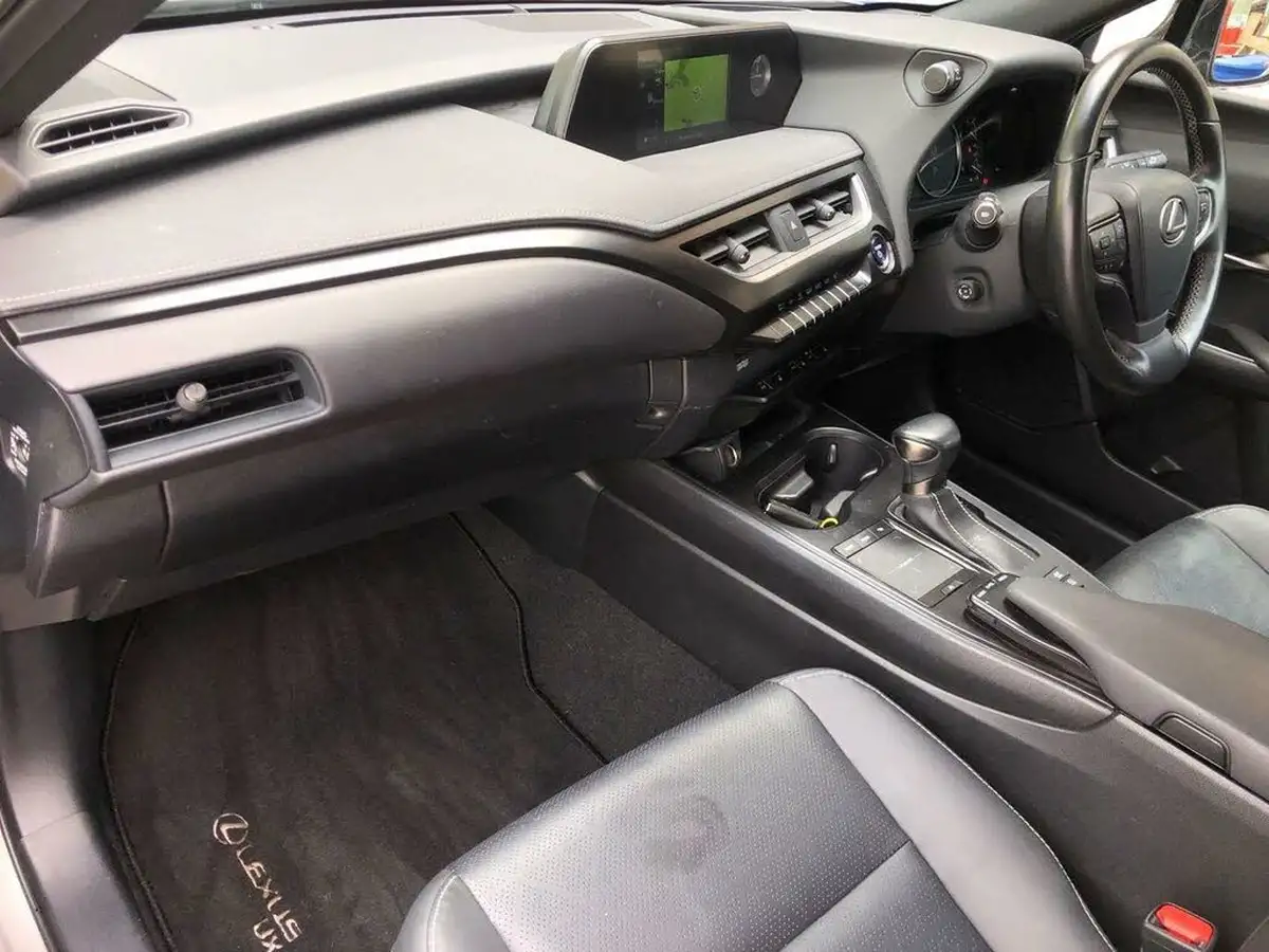 2022-lexus-ux-250h-20-ux-184bhp-without-navigation-big-1