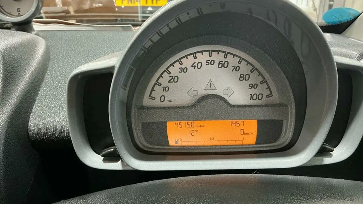 2009-smart-fortwo-10-passion-71bhp-coupe-big-12