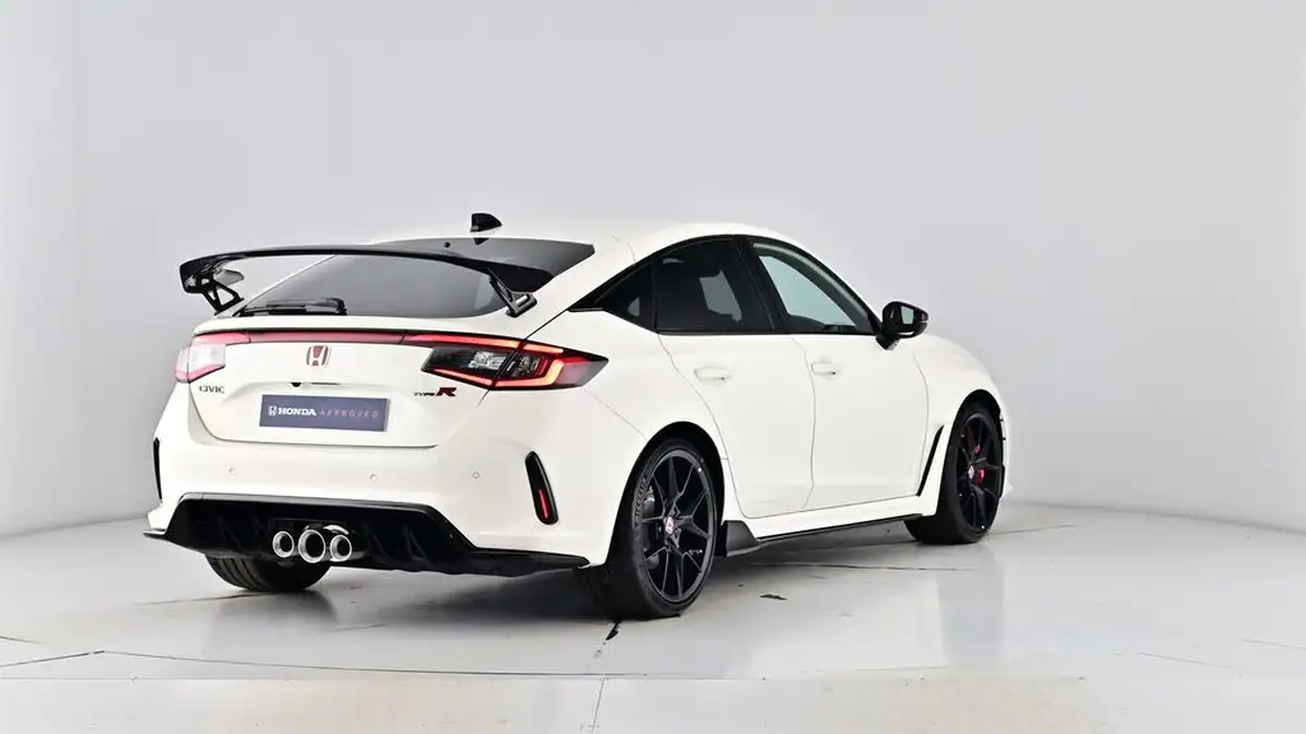 2024-honda-civic-20-i-vtec-type-r-big-76