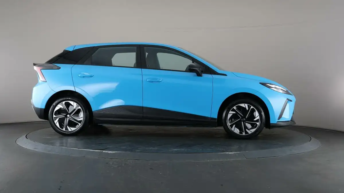2023-mg-mg4-e-se-ev-203ps-long-big-50