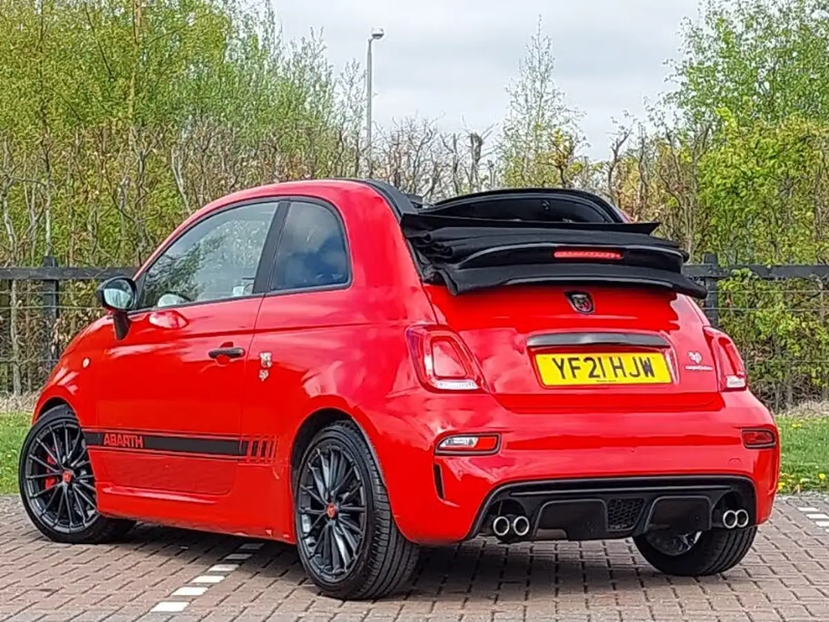 2021-abarth-595c-14-tjet-competizione-big-18